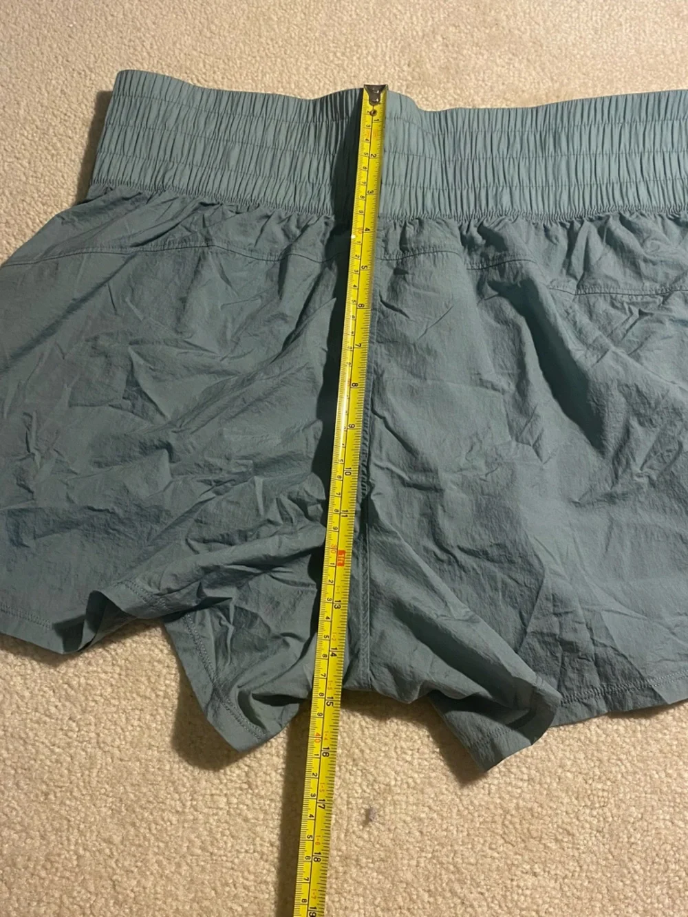 Lululemon Lightweight Super High Rise Training Shorts Green Size 12 Boxing Style